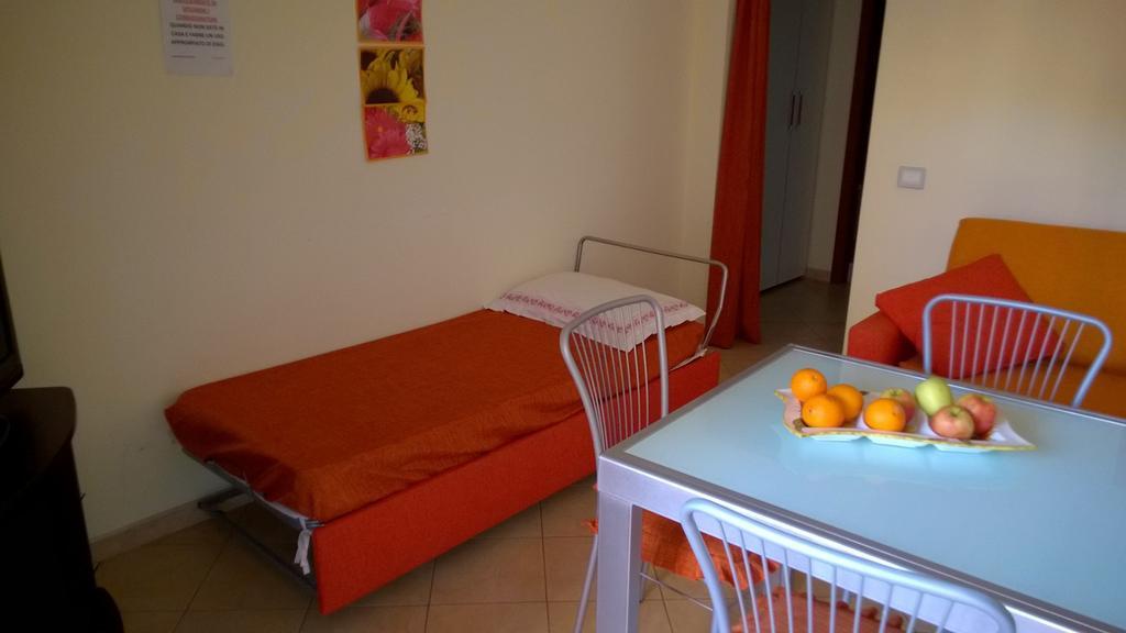 Appartamenti Vacanze Mareemare Capo dʼOrlando Eksteriør bilde
